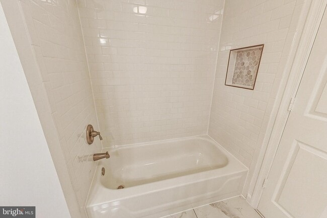 Building Photo - 15300 Diamond Cove Terrace