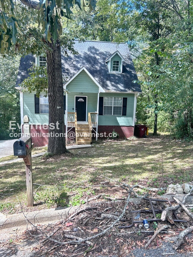 Building Photo - 1104 Oak Creek Trail