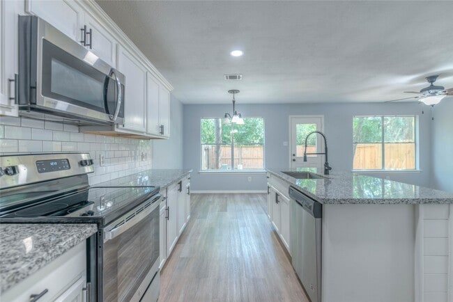 Building Photo - 111 Anise Tree Pl