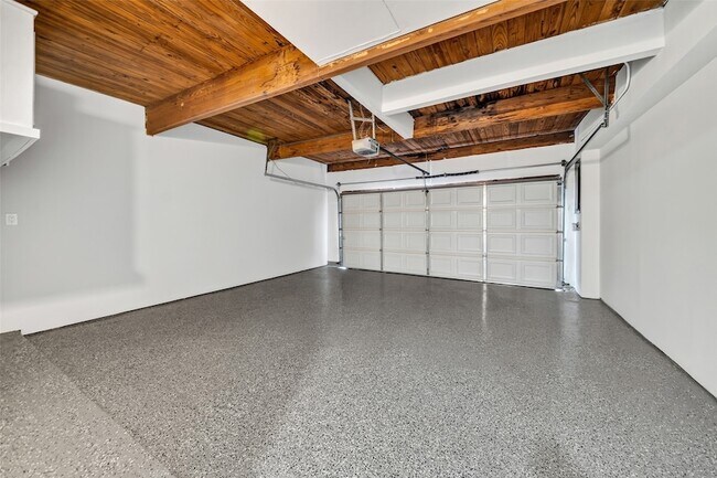 Building Photo - 5328 Brownway St