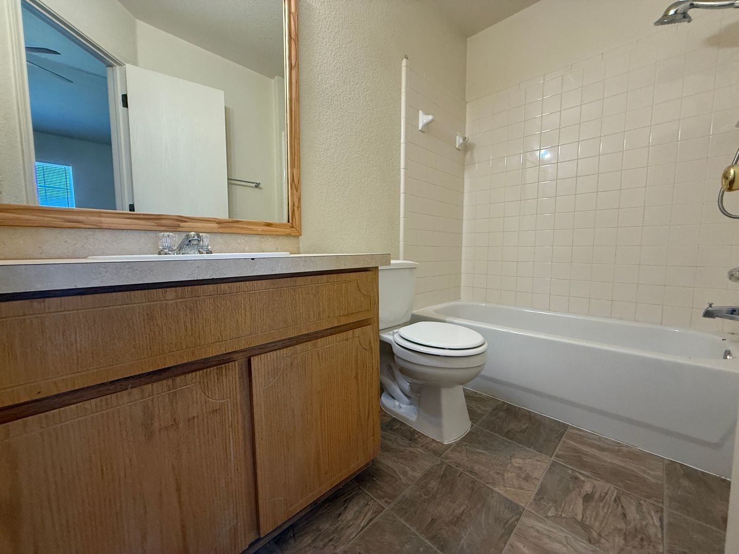 Building Photo - 4004 Doraine Ct