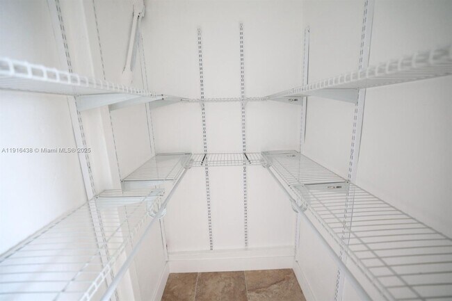 Building Photo - 6270 W Flagler St