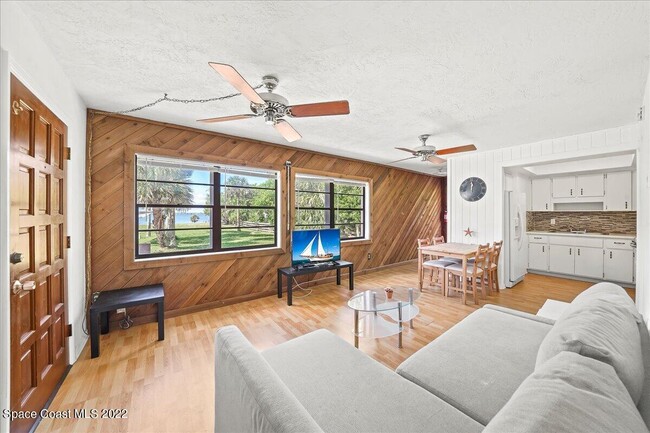 Building Photo - 7990 S Hwy A1A