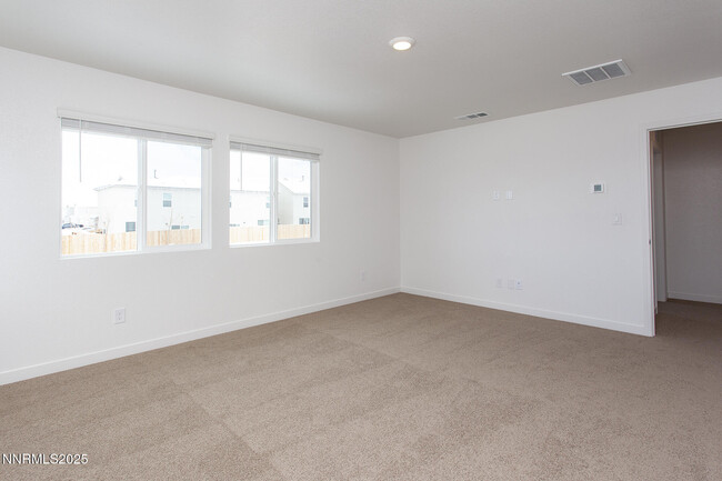 Building Photo - 436 Summer Triangle
