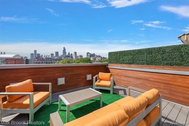 Building Photo - 284 Alfred St