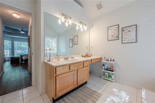 Building Photo - 262 Morse Elm Loop