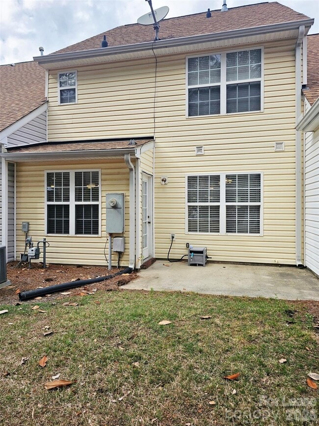 Building Photo - 10609 Fuller Ridge Cir