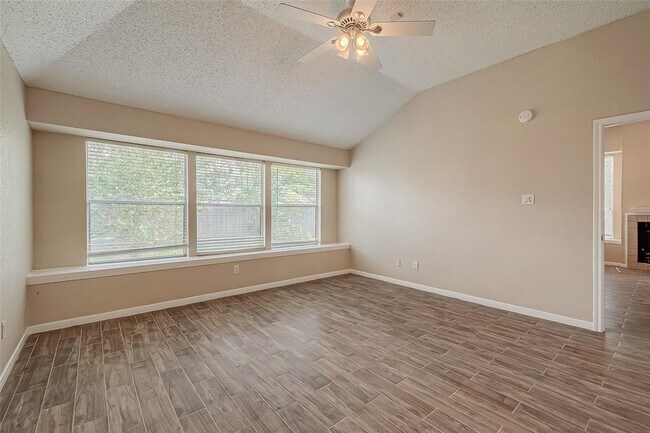 Building Photo - 4422 Waterfall Way