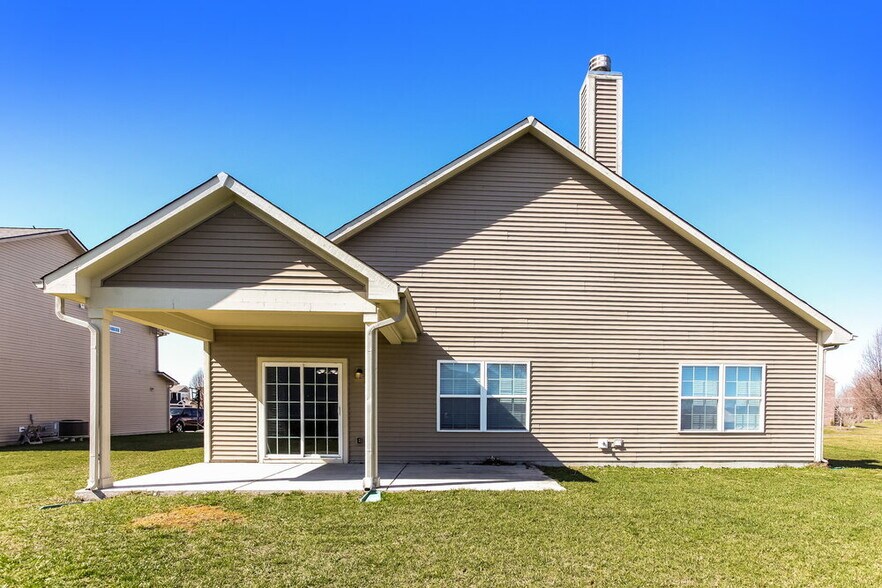 Building Photo - 8267 Templederry Dr