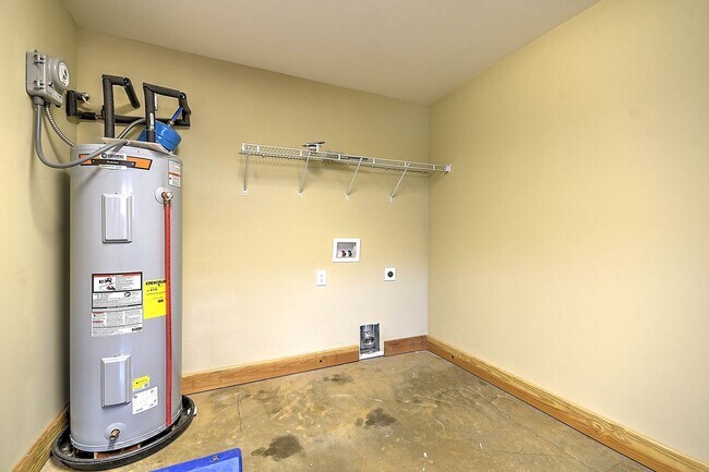 Building Photo - 44 Sutter Pl