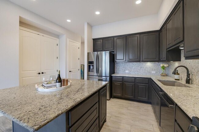 Building Photo - 104 Bella Toscana Ave