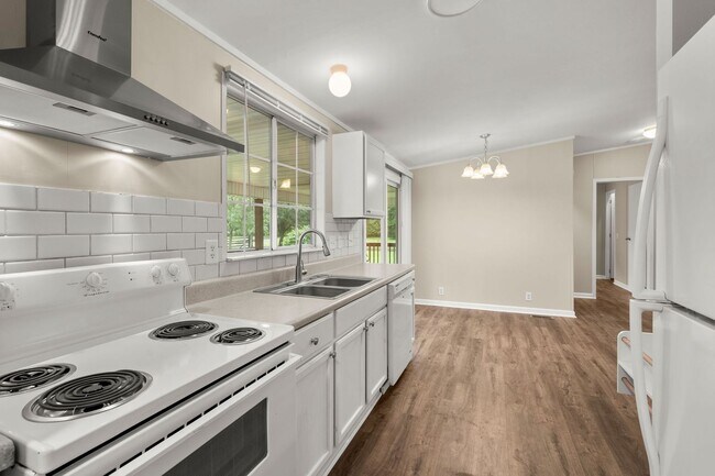 Building Photo - beautifully refreshed 3-bedroom, 2-bath home offering peaceful country living with modern updates!