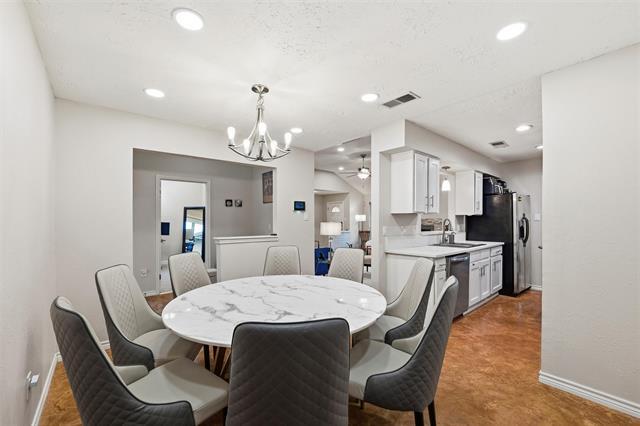 Building Photo - 1117 Glyndon Dr