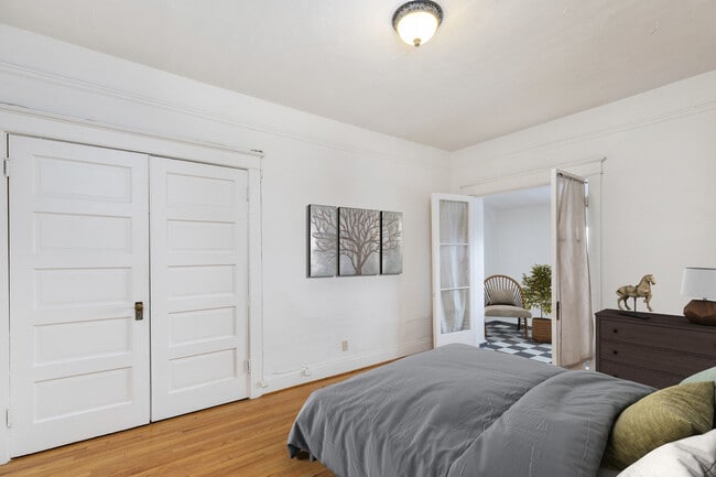 Primary Bedroom - Elite Court Apartments