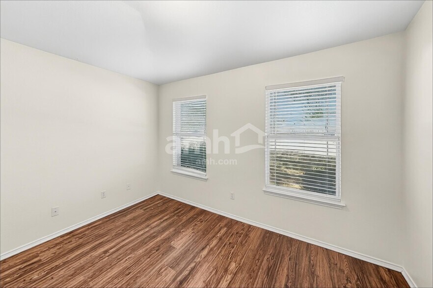 Building Photo - 168 Keegans Way