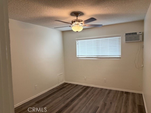 Building Photo - 685 E Vista Chino