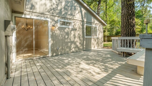 Building Photo - 81 S Wavy Oak Cir