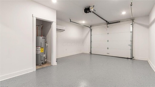 Building Photo - 13134 Pine Rd NE