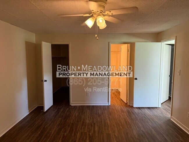 Building Photo - 1921 Meadowland Ln