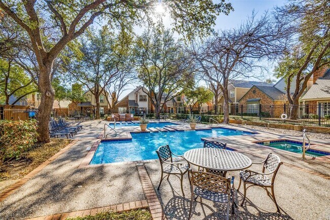 Building Photo - 17820 Windflower Way