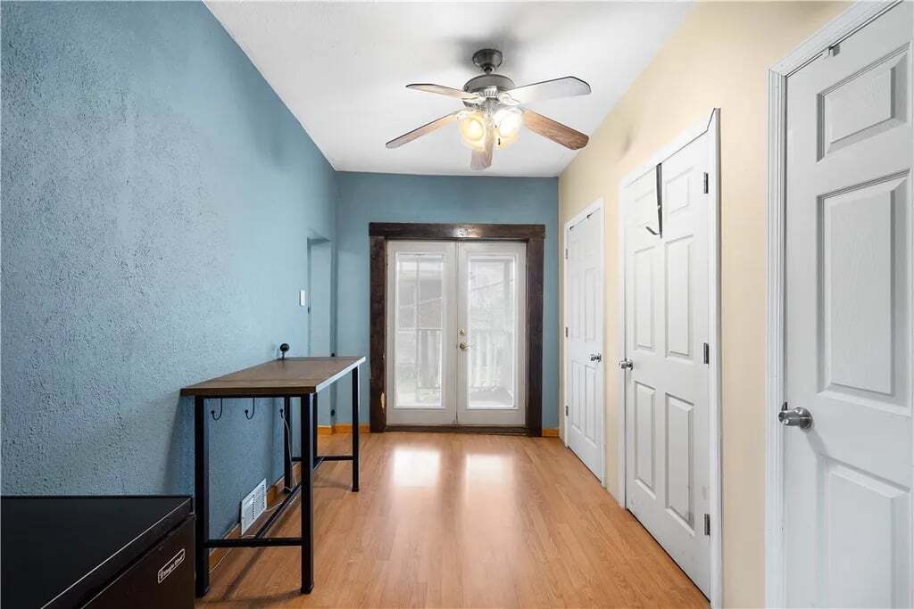 Building Photo - 310 Marsonia St