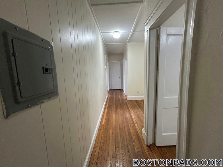 Building Photo - 1175 Boylston St