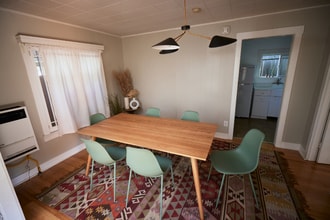 Building Photo - 141 Roselawn Pl