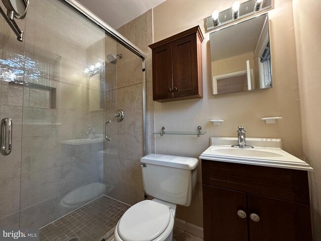 Building Photo - 7432 Berwick Ct