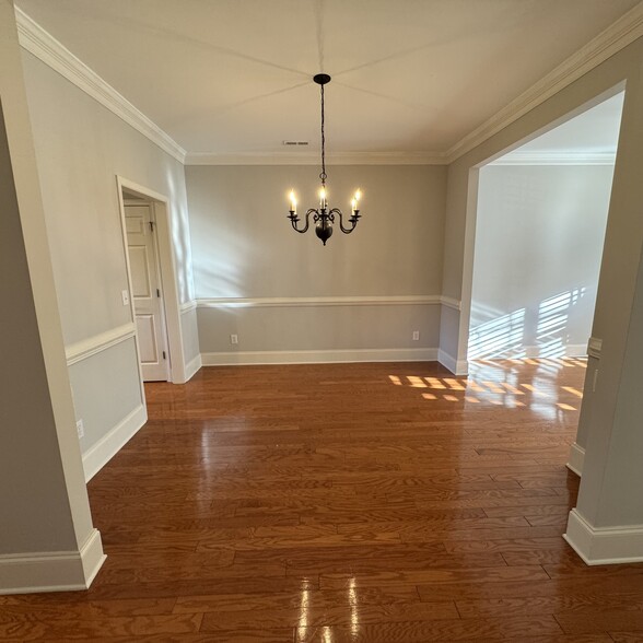 Building Photo - 3436 Archdale Dr