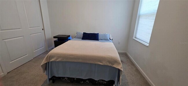 Building Photo - 299 Bottle Brush Dr