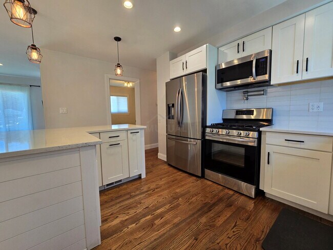 Building Photo - 29414 Sherry