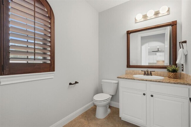 Building Photo - 17813 Kingfisher Ridge Dr