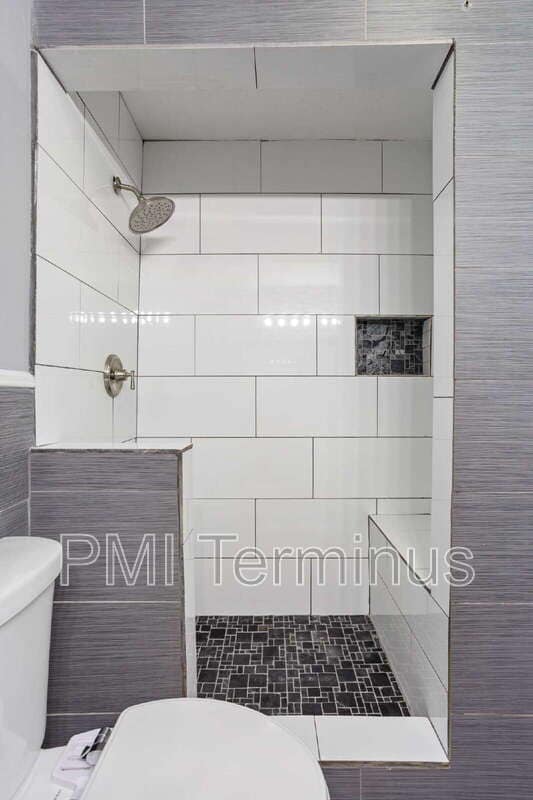 Building Photo - 2721 St Augustine Trail SE