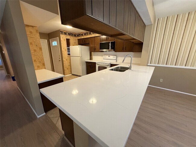 Building Photo - 14515 Wunderlich Dr