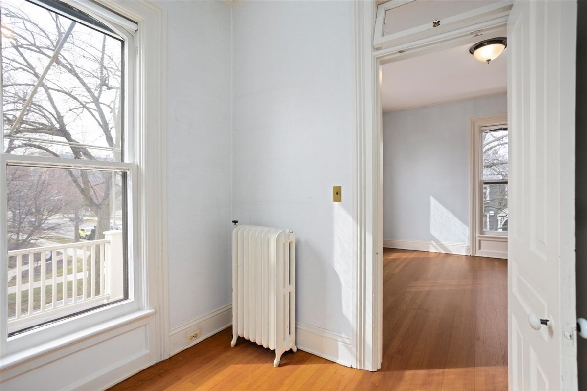 Building Photo - 246 Prospect Ave NE