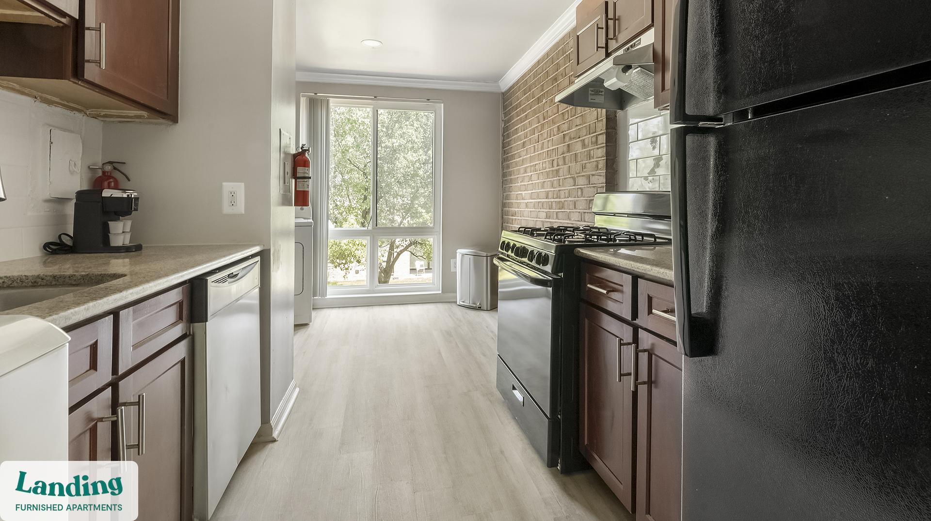 Building Photo - 6220 Springhill Dr