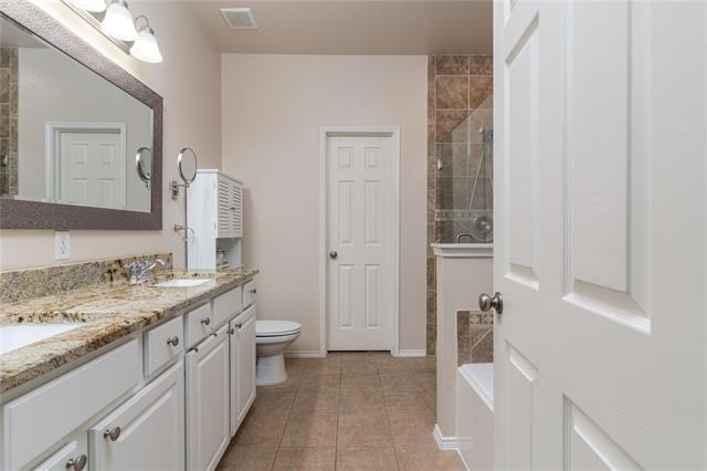 Building Photo - 5804 Pebble Ridge Dr