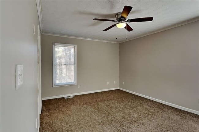 Building Photo - 43 Apple Jack Dr