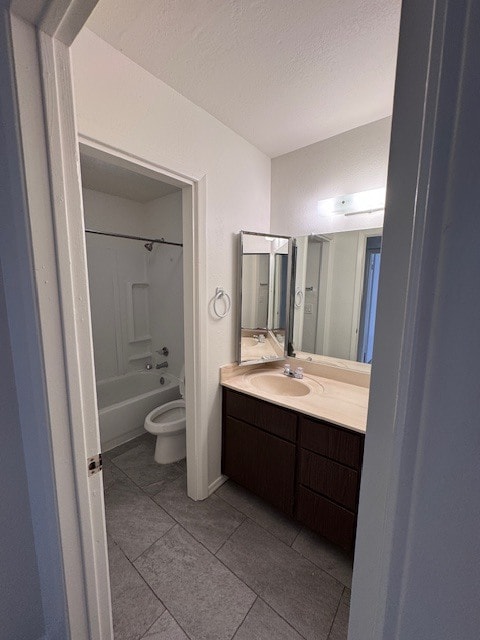 Main Bathroom - 7602 N 61st Ave