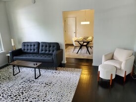 Building Photo - 135 Washington St