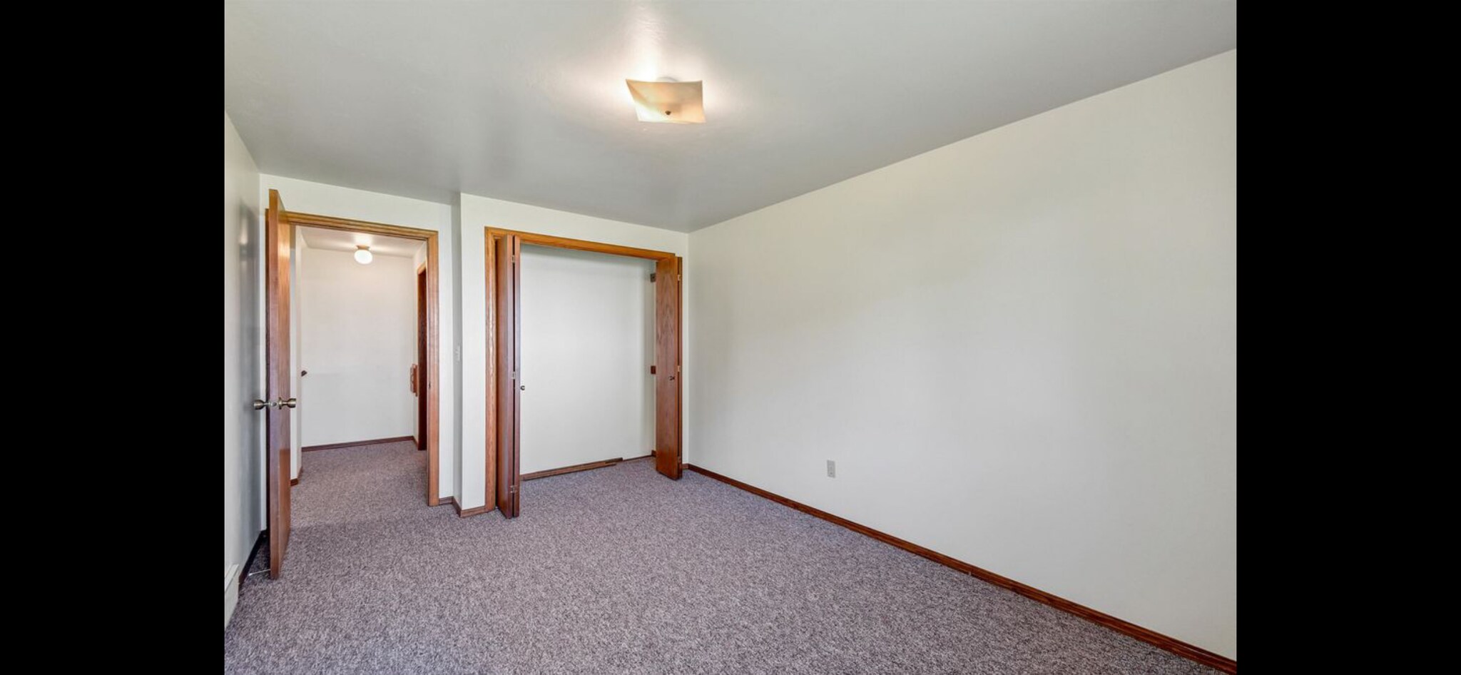 Building Photo - 658 Menlo Park Rd