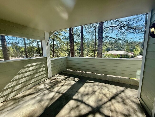 Building Photo - 133 Argall Way