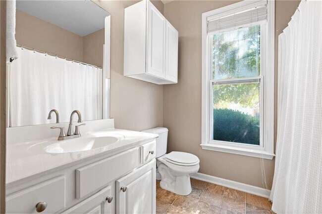 Building Photo - 5135 Fieldstone View Cir