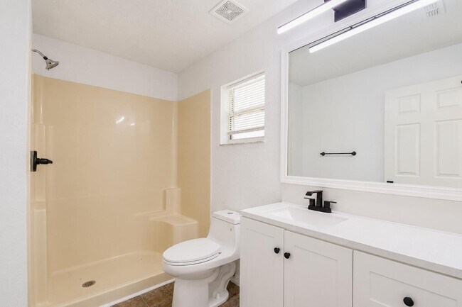 Building Photo - 5373 NW 64 St
