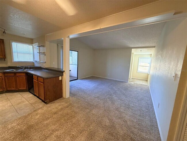 Building Photo - 2936 Antique Oaks Cir