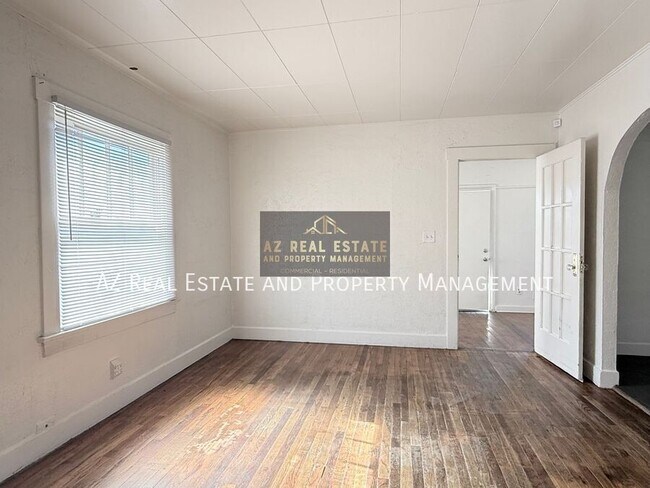 Building Photo - 3809 N 9th Pl