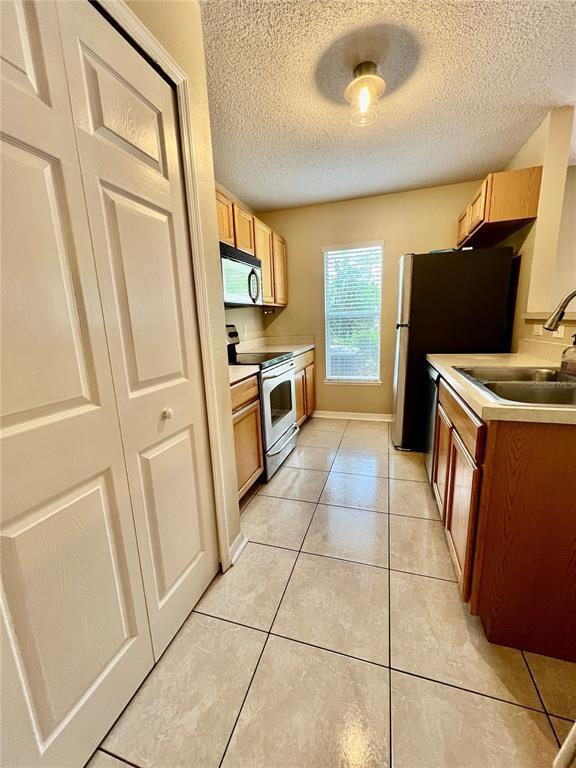 Building Photo - 9934 Ashburn Lake Dr