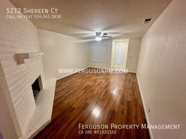 Building Photo - 5212 Shereen Ct