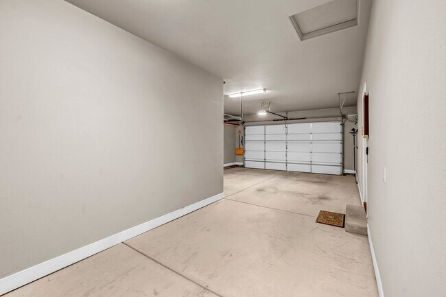 Building Photo - 2722 Mylonite Dr
