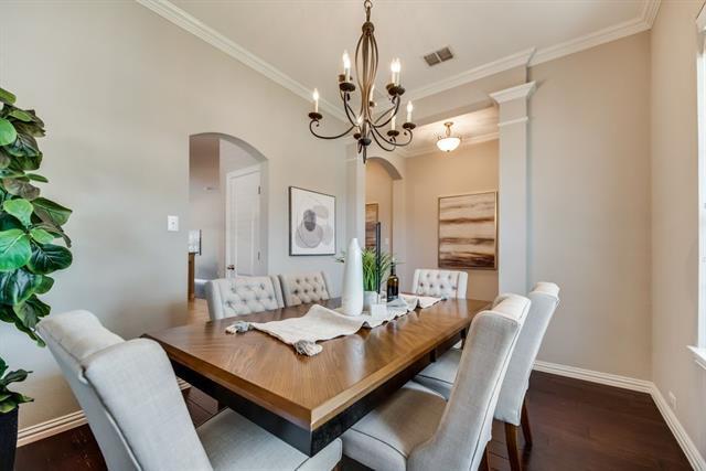 Building Photo - 2609 Lake Ridge Dr